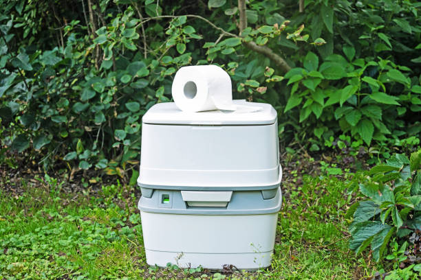 Best Luxury portable toilet rental  in Strathmore, CA